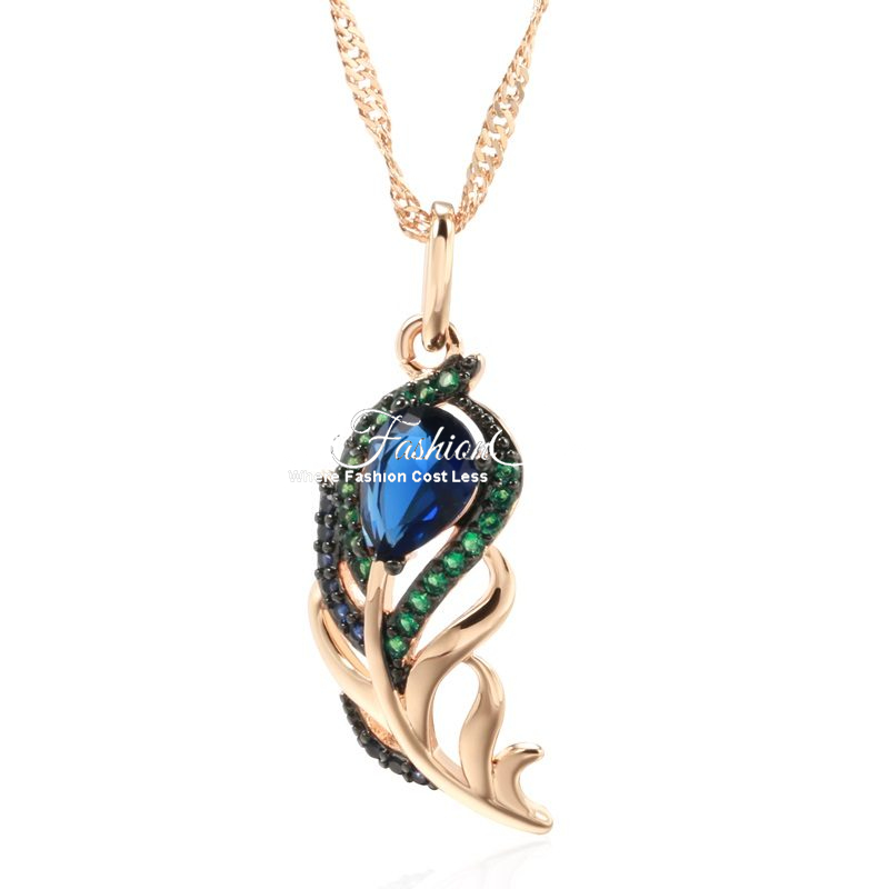 Lierre Leafy Crystal Rose Gold Necklace