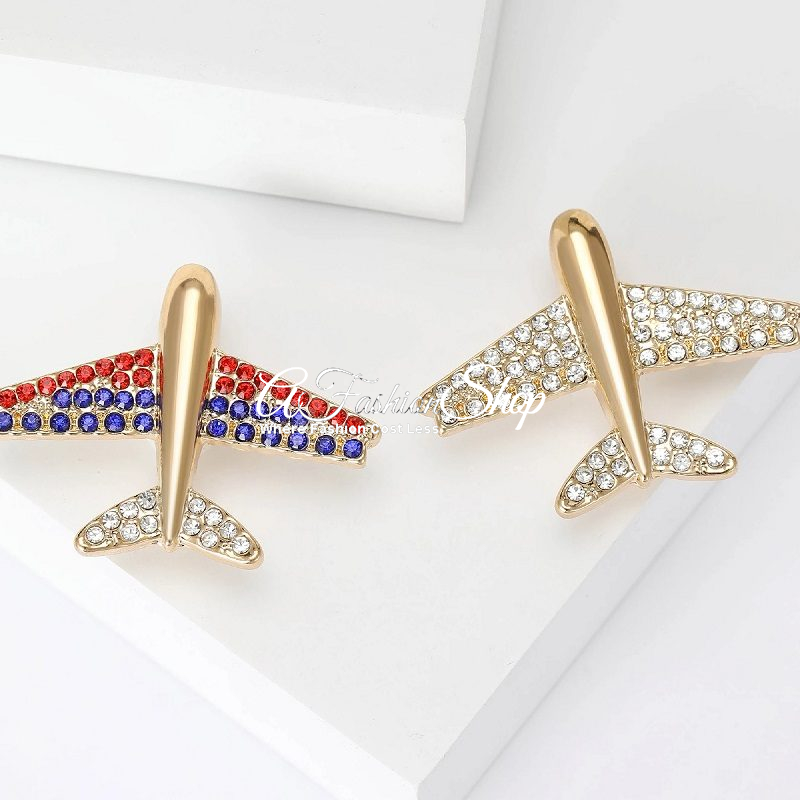 Fashionable Brooch Soaring High