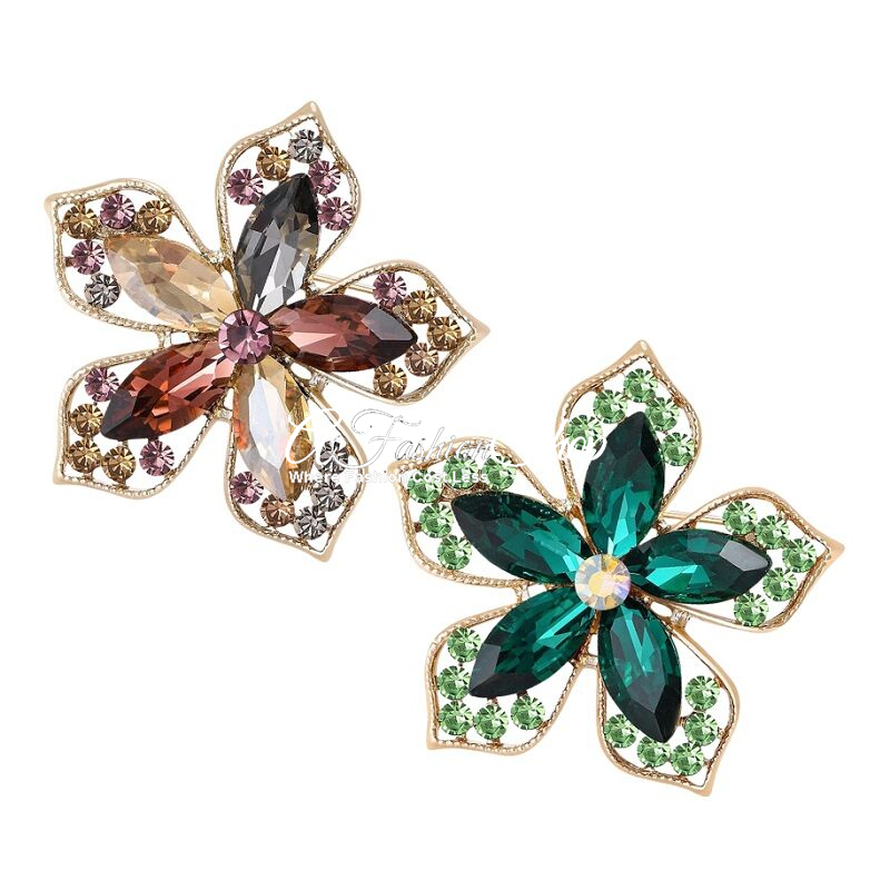 Sparkling Jasmine Brooch