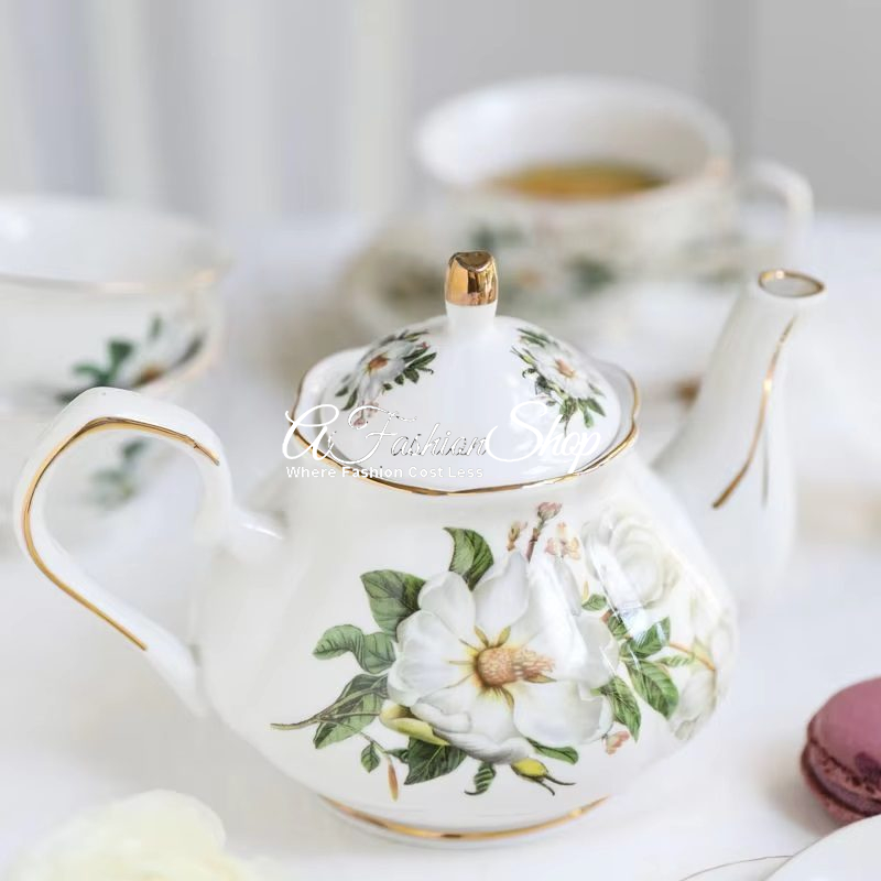Elegant Brit-Style Floral Ceramic Teapot Peony