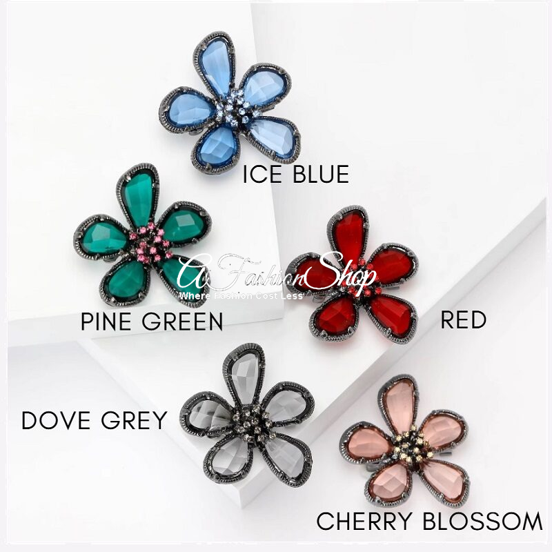 Jasmine Acrylic Flower Brooches Cocktail Party