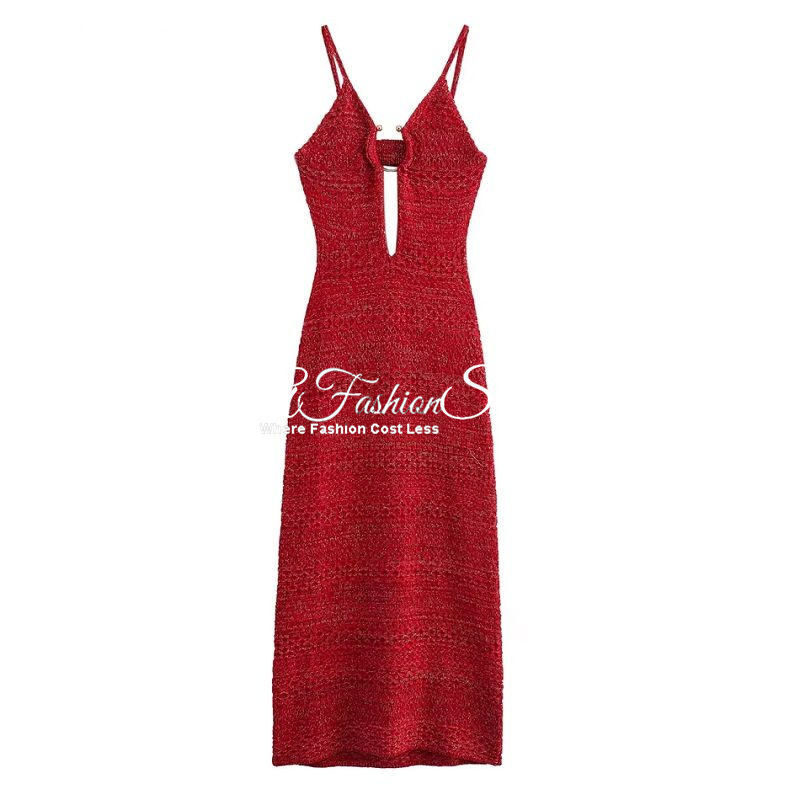 Red Knit Dress With Cut-Out Ring