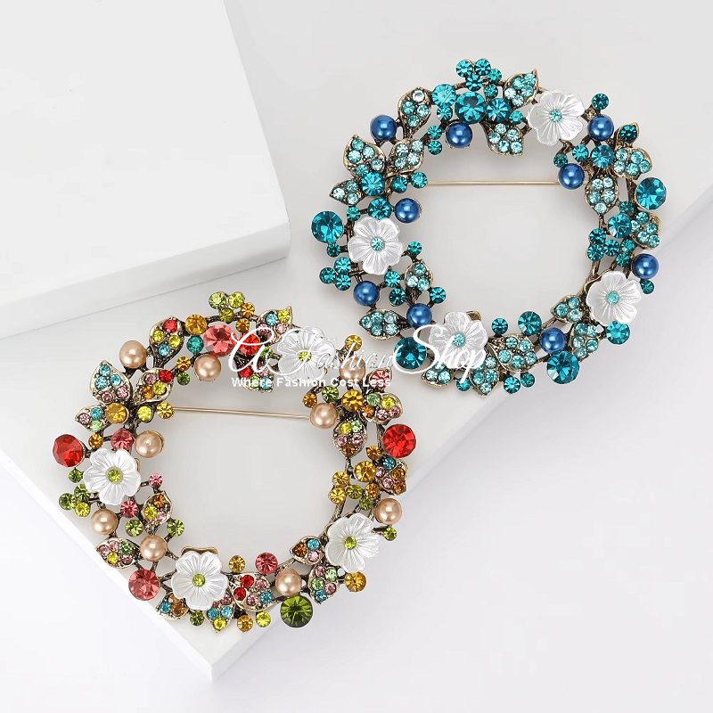 The Petals Brooch Floral Pin Jewelry