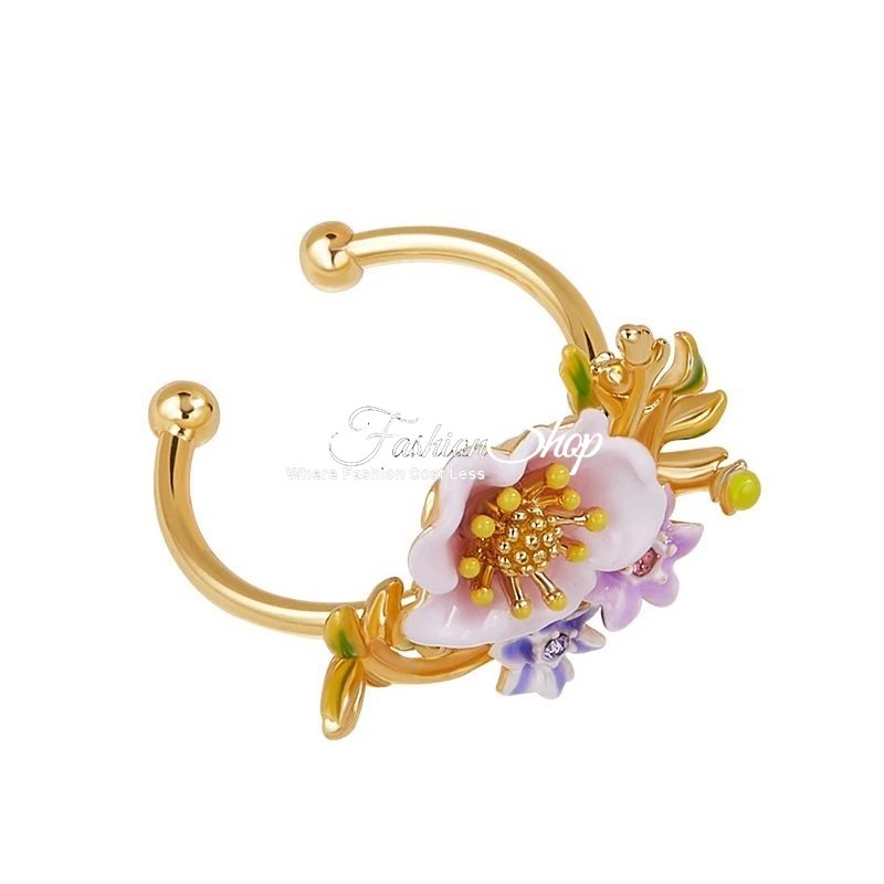 French Minimalist Floral Iris Gold Ring